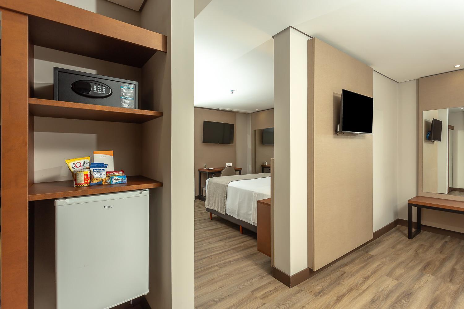 Hotel Roochelle Convention By Nobile Curitiba Dış mekan fotoğraf