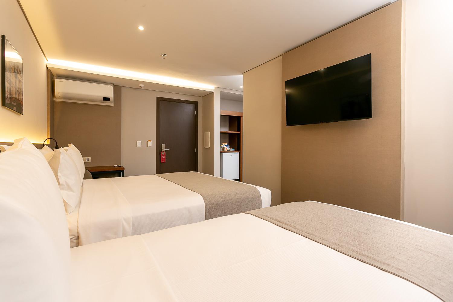 Hotel Roochelle Convention By Nobile Curitiba Dış mekan fotoğraf