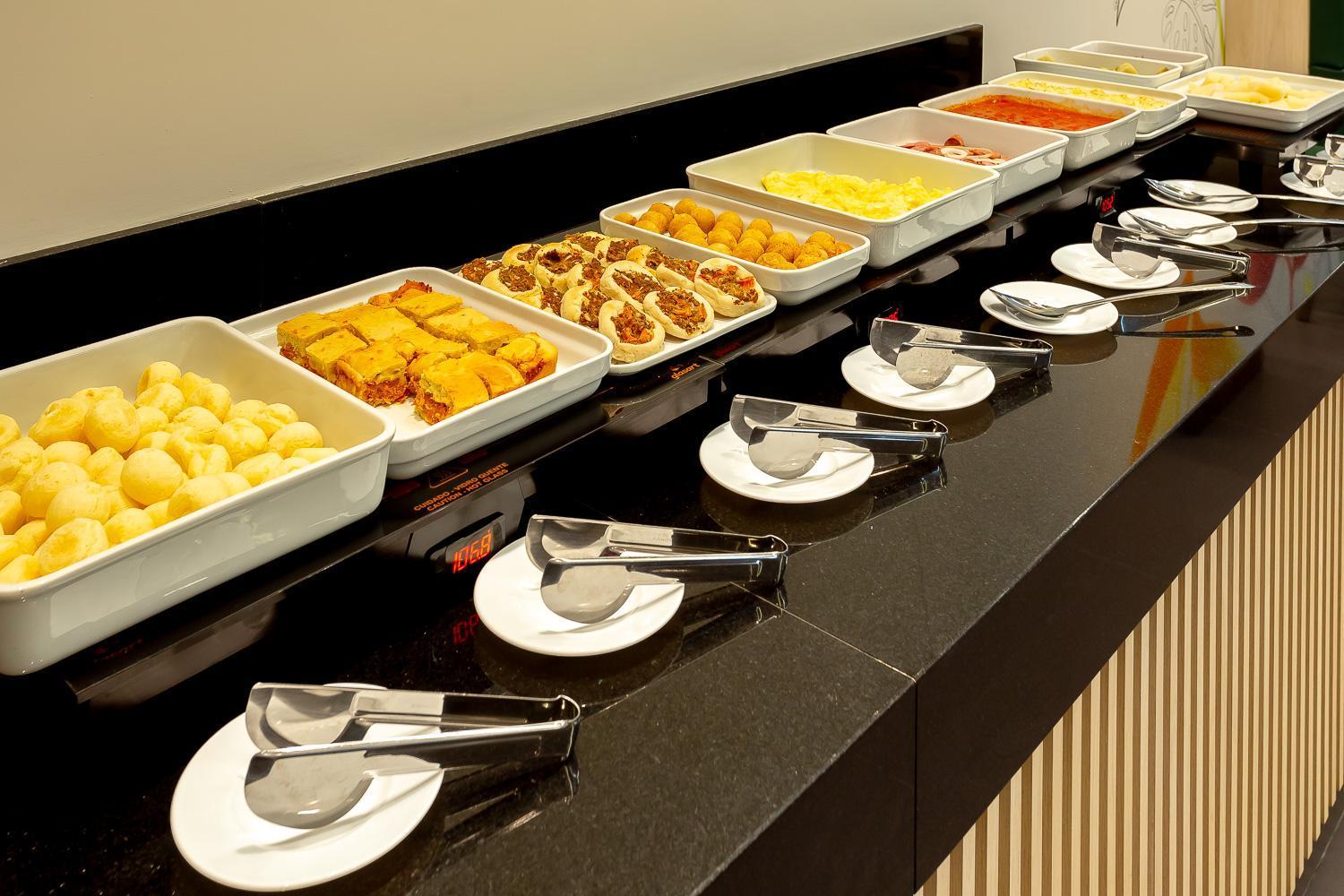 Hotel Roochelle Convention By Nobile Curitiba Dış mekan fotoğraf