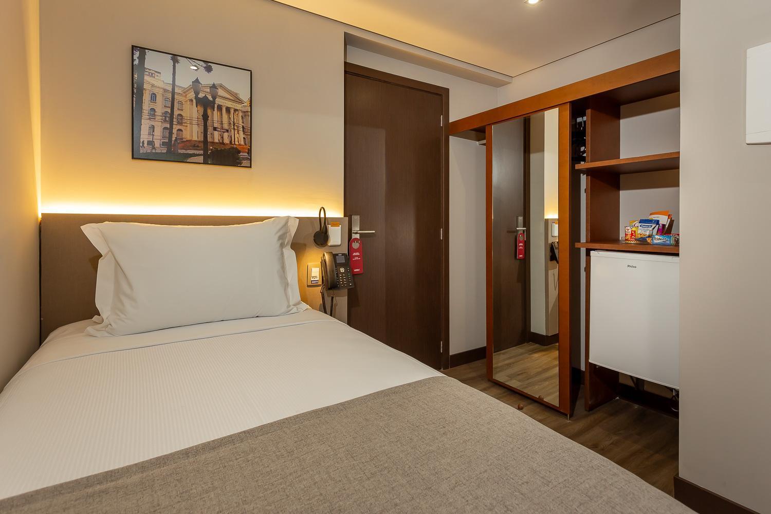 Hotel Roochelle Convention By Nobile Curitiba Dış mekan fotoğraf