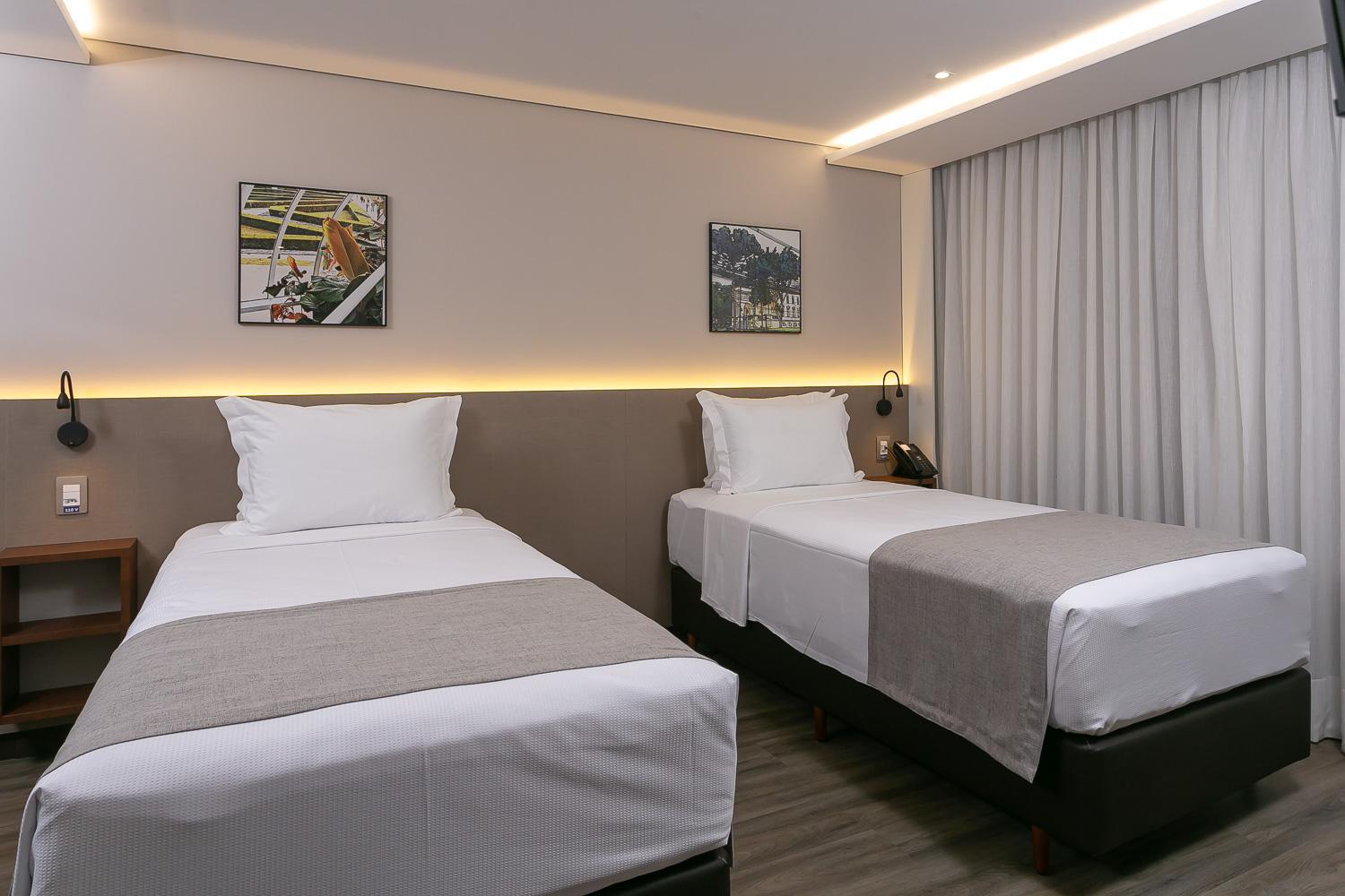 Hotel Roochelle Convention By Nobile Curitiba Dış mekan fotoğraf