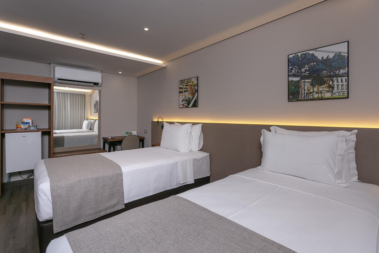 Hotel Roochelle Convention By Nobile Curitiba Dış mekan fotoğraf